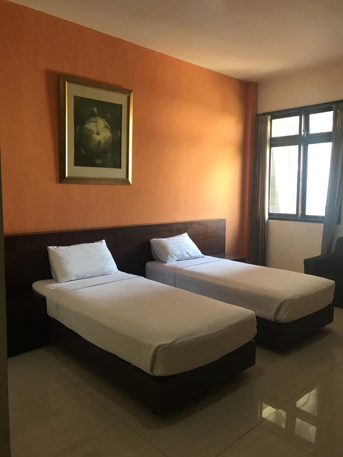 Prima Inn Kuta  Exterior photo